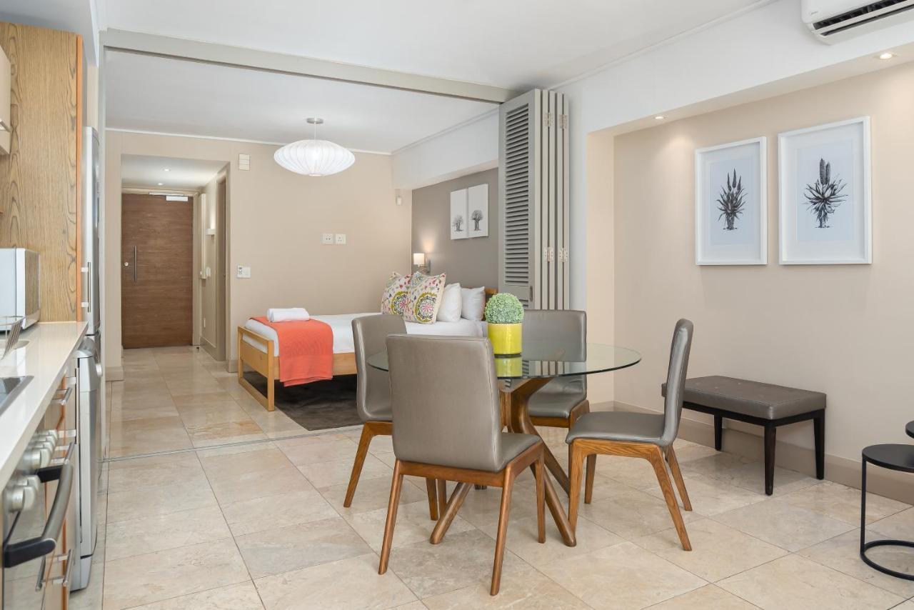 Canal Quays Apartment *