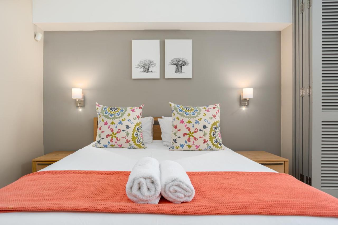 Apartment Canal Quays Cape Town