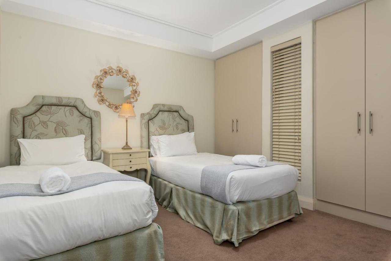Apartment Canal Quays Cape Town